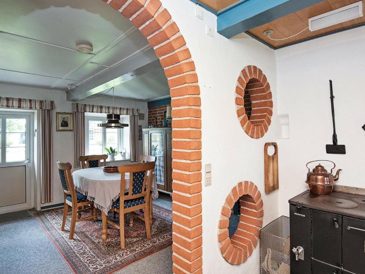 4 Person Holiday Home In Bredebro Ballum Kamer foto